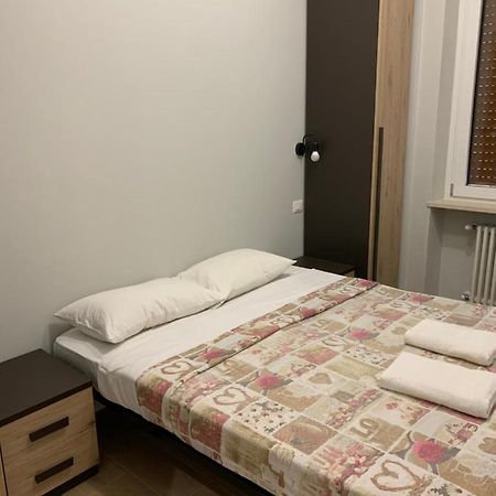 Gramsci 2 Rooms Болонья Экстерьер фото