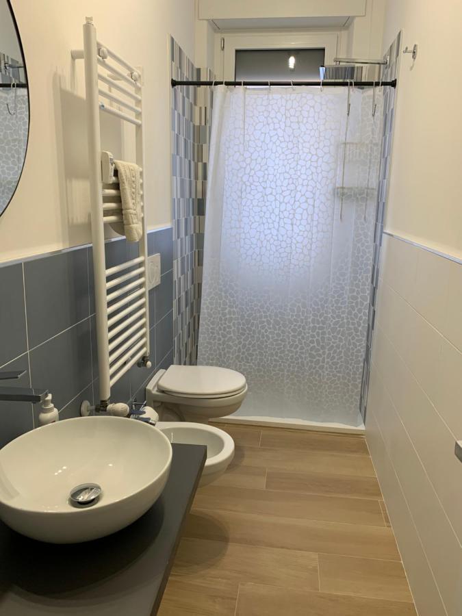 Gramsci 2 Rooms Болонья Экстерьер фото